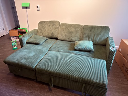 Green corduroy pull out - pull,